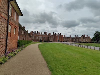 Official Ticket Office, Hampton Court Palace